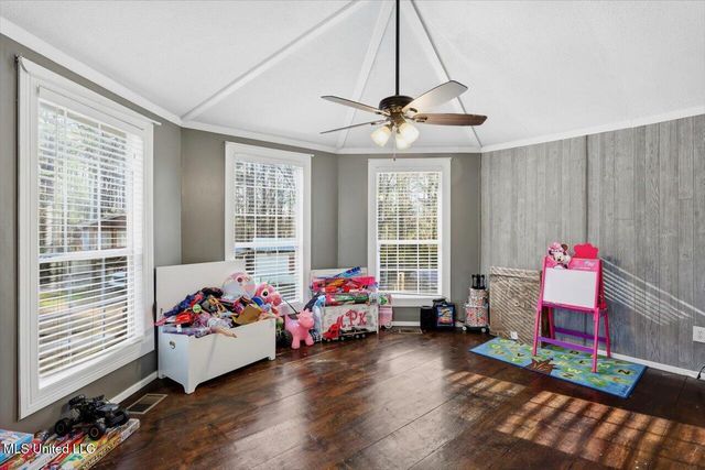 501 Pine Ridge Road, Florence, MS 39073