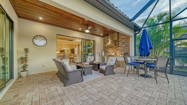 17467 HICKOK BELT LOOP, Bradenton, FL 34211