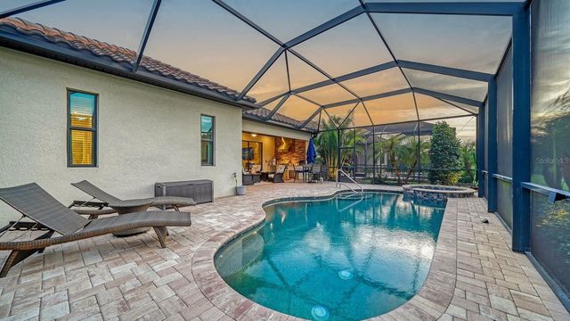 17467 HICKOK BELT LOOP, Bradenton, FL 34211
