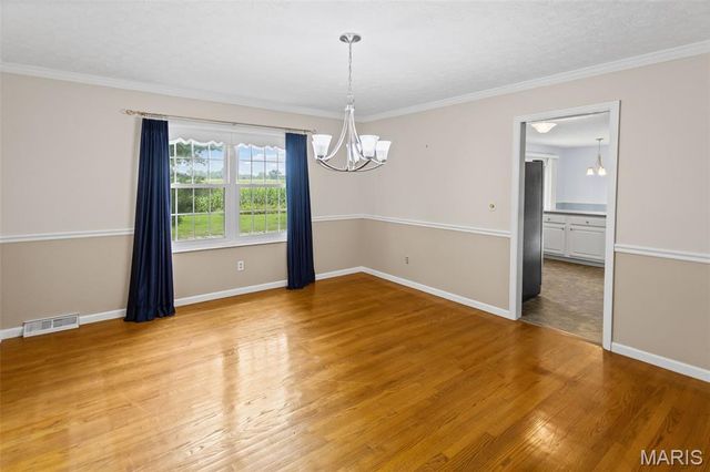 1011 Richard Drive, Godfrey, IL 62035