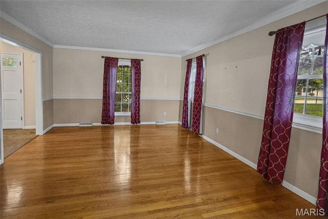 1011 Richard Drive, Godfrey, IL 62035