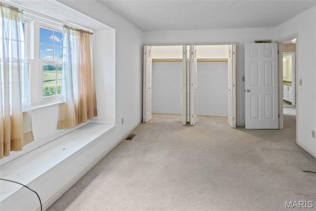 1011 Richard Drive, Godfrey, IL 62035