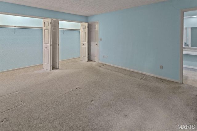 1011 Richard Drive, Godfrey, IL 62035