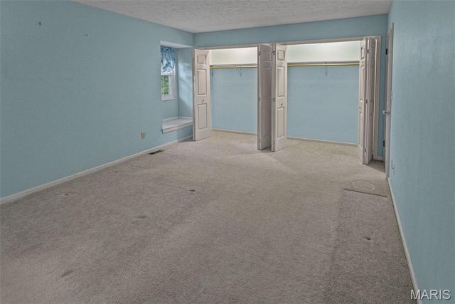 1011 Richard Drive, Godfrey, IL 62035