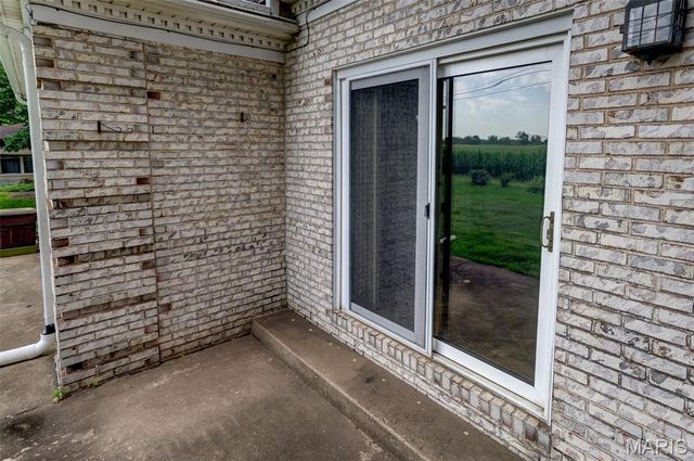 1011 Richard Drive, Godfrey, IL 62035