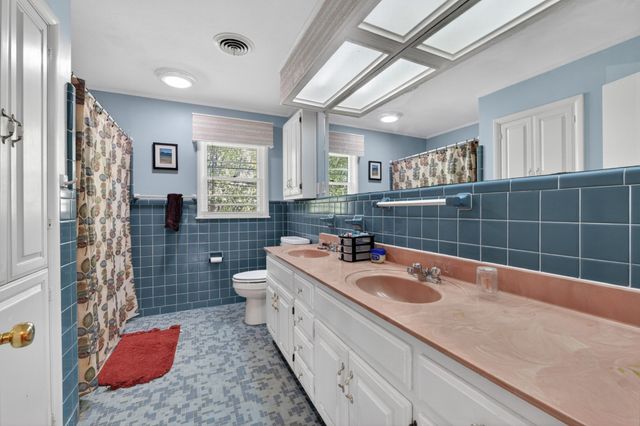 1601 Swanson Blvd, Fayetteville, TN 37334
