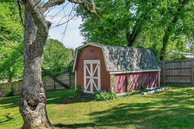 1601 Swanson Blvd, Fayetteville, TN 37334
