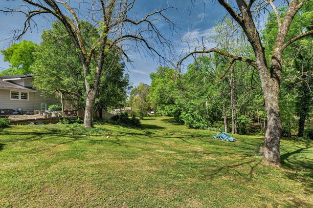 1601 Swanson Blvd, Fayetteville, TN 37334