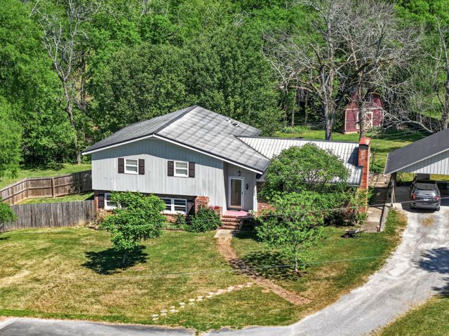 1601 Swanson Blvd, Fayetteville, TN 37334