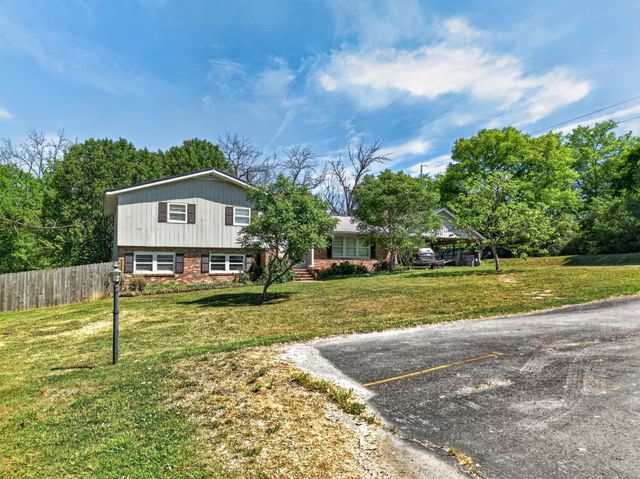 1601 Swanson Blvd, Fayetteville, TN 37334