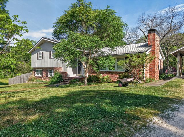 1601 Swanson Blvd, Fayetteville, TN 37334