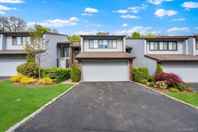 109 Foxwood Drive, Jericho, NY 11753