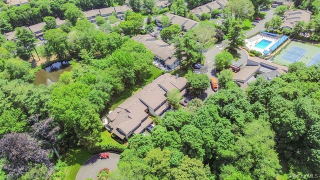 109 Foxwood Drive, Jericho, NY 11753