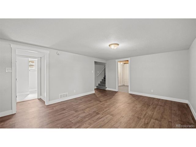 10 El Sereno Dr, Colorado Springs, CO 80906