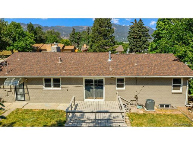10 El Sereno Dr, Colorado Springs, CO 80906