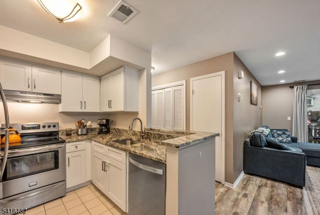 49 Sage Court, Bedminster Twp., NJ 07921