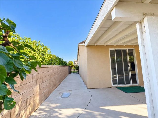 13773 Deerpath Circle, Eastvale, CA 92880