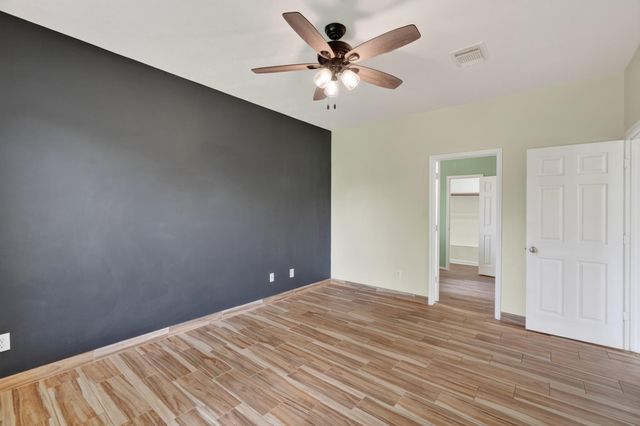 4307 Kleinway Drive, Houston, TX 77066