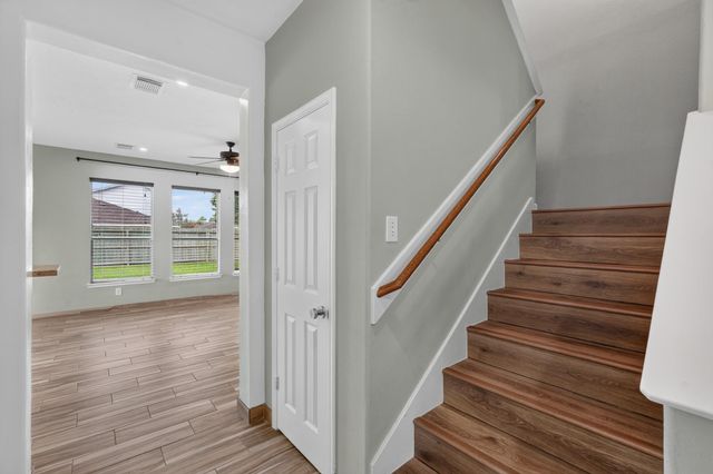 4307 Kleinway Drive, Houston, TX 77066