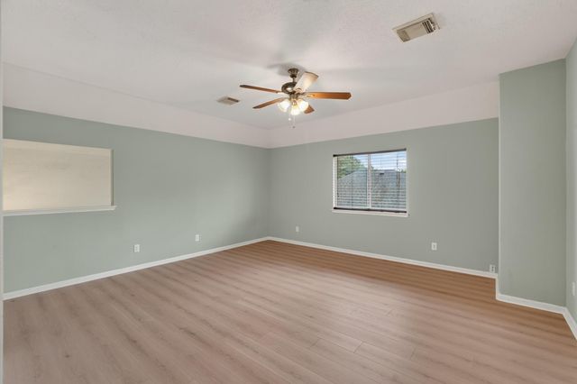 4307 Kleinway Drive, Houston, TX 77066
