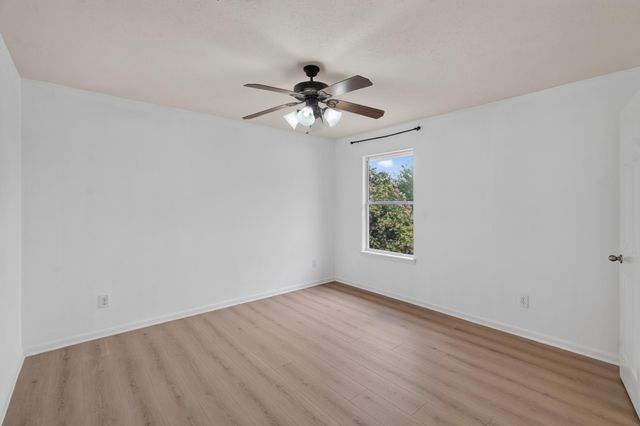 4307 Kleinway Drive, Houston, TX 77066