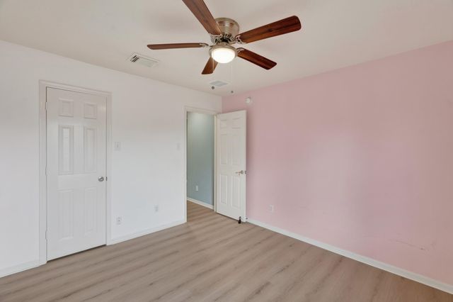 4307 Kleinway Drive, Houston, TX 77066