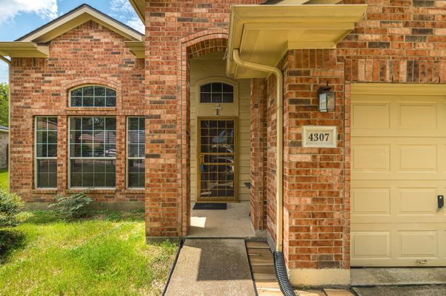 4307 Kleinway Drive, Houston, TX 77066