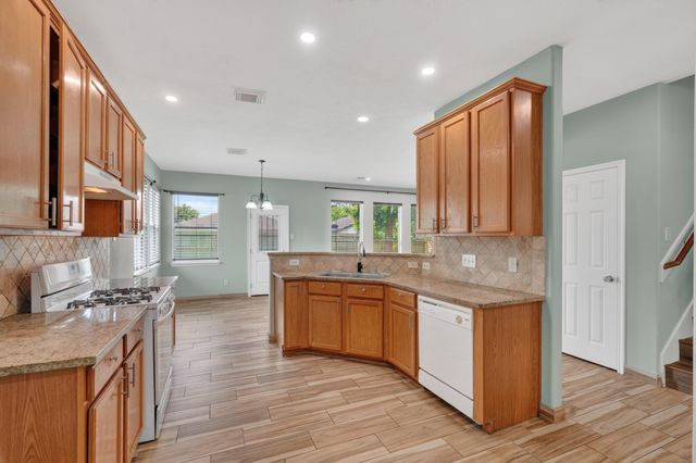 4307 Kleinway Drive, Houston, TX 77066
