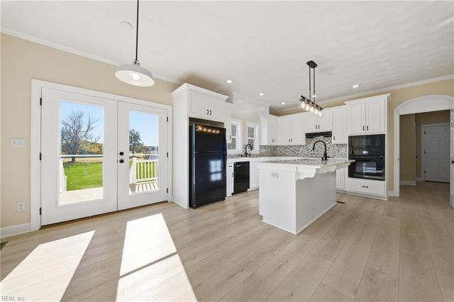 183 Mariners WAY, Moyock, NC 27958