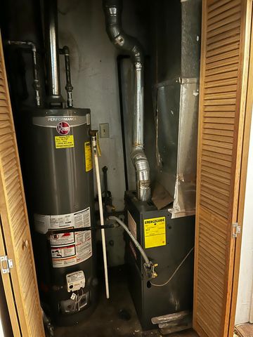 5617 E 13th Place, Gary, IN 46403