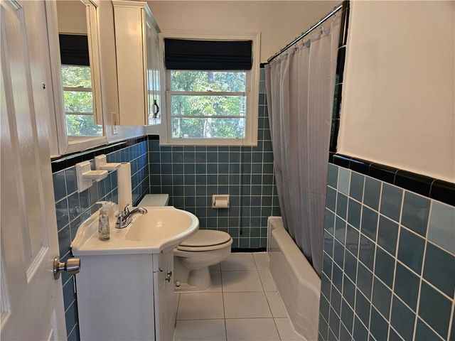 173 Nancy SE Drive, Marietta, GA 30067