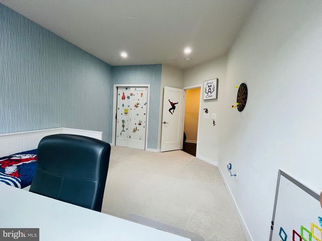 23621 WATERFORD DOWNS TER, Ashburn, VA 20148