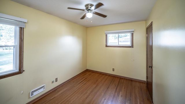 1202 Sunnyside Drive, Farmington, MN 55024