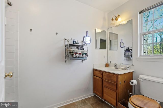 18843 HARMONY WOODS LN, Germantown, MD 20874