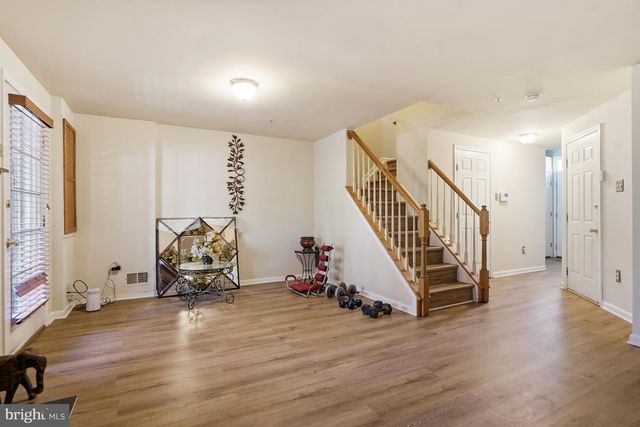 18843 HARMONY WOODS LN, Germantown, MD 20874