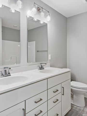 4926 Goldfinch Drive, Evansville, IN 47725