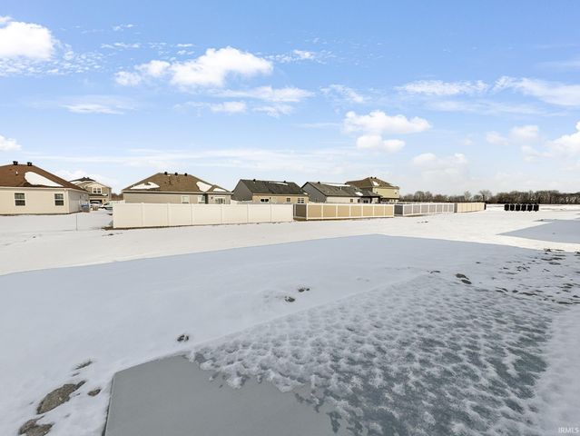 4926 Goldfinch Drive, Evansville, IN 47725