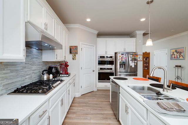 455 Timberbrook Drive, Sharpsburg, GA 30277