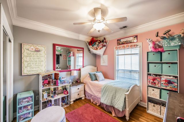 1145 Isaac Franklin Dr, Gallatin, TN 37066