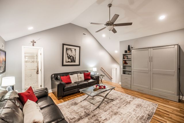 1145 Isaac Franklin Dr, Gallatin, TN 37066