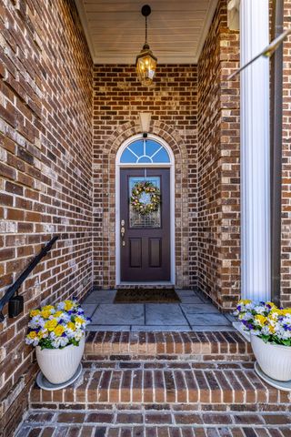 1145 Isaac Franklin Dr, Gallatin, TN 37066