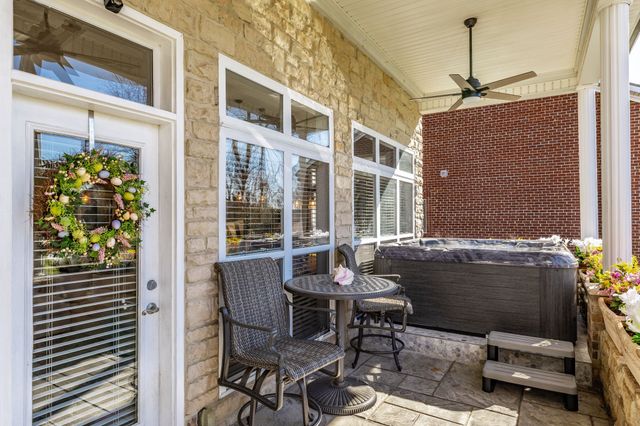 1145 Isaac Franklin Dr, Gallatin, TN 37066