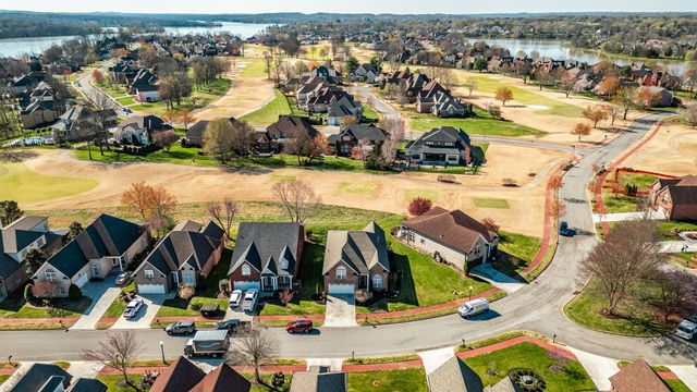 1145 Isaac Franklin Dr, Gallatin, TN 37066
