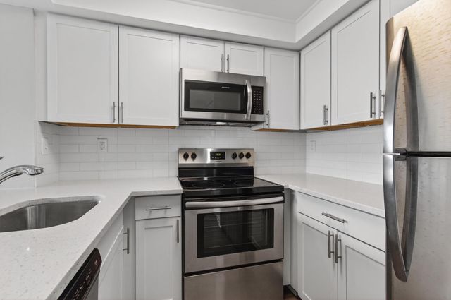 714 Executive Center Drive 13, West Palm Beach, FL 33401
