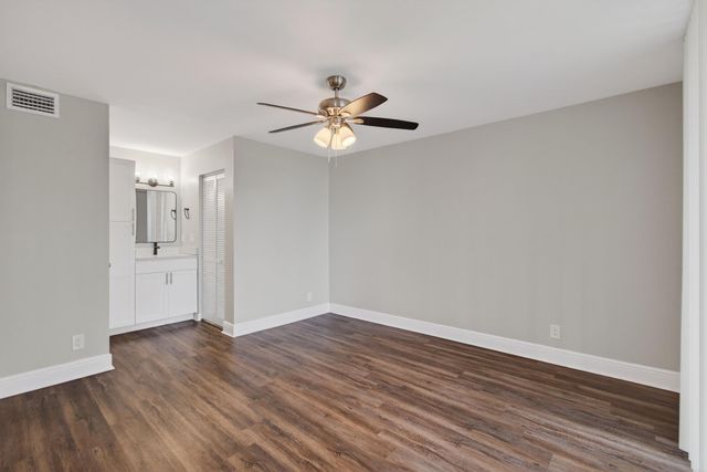 714 Executive Center Drive 13, West Palm Beach, FL 33401