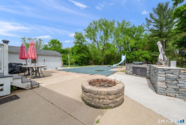 5 First Street, East Windsor, CT 06088