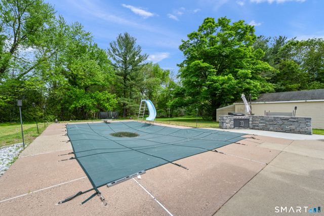 5 First Street, East Windsor, CT 06088