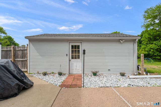 5 First Street, East Windsor, CT 06088