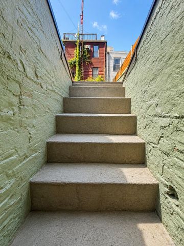 148 N 9th Street, Brooklyn, NY 11249