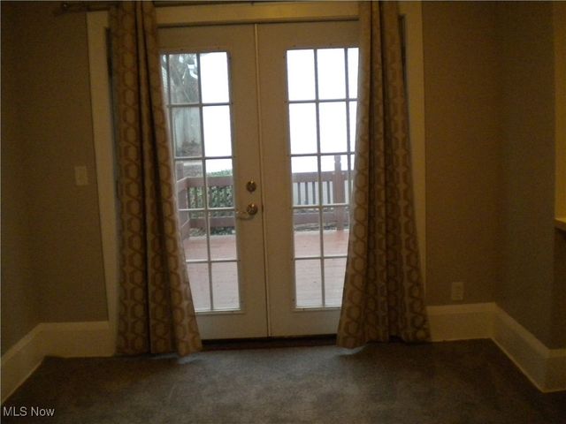 553 Princeton Avenue, Barberton, OH 44203